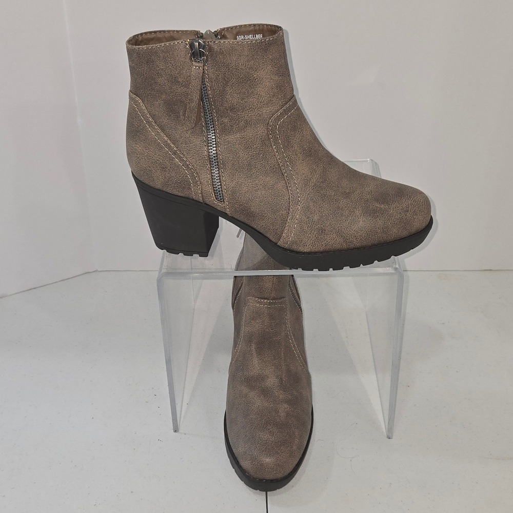 Sugar Shellbee Taupe Distressed Ankle Boots Womens 8.5M Chunky Heel Lug Sole Zip